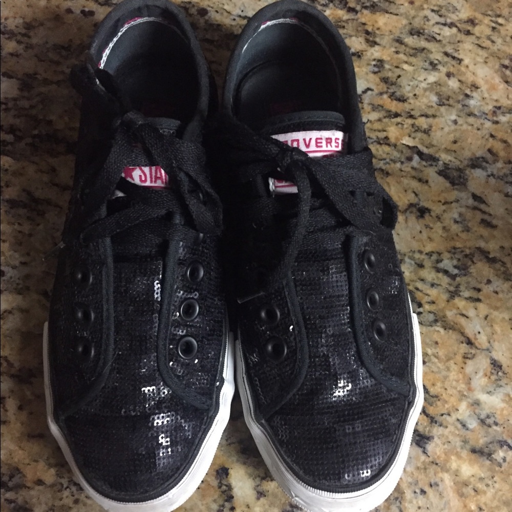 Black sequin Converse size 7